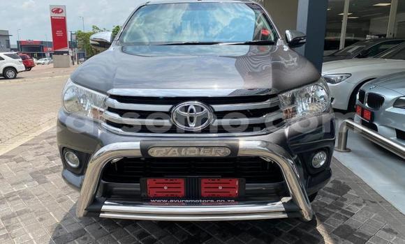 Buy Used Toyota Hilux Silver Car in Thaba–Tseka in Mafeteng Buy Used Toyota Hilux Silver Car in Thaba–Tseka in Mafeteng