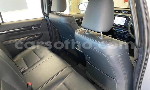 Buy Used Toyota Hilux Silver Car in Maseru in Maseru Buy Used Toyota Hilux Silver Car in Maseru in Maseru