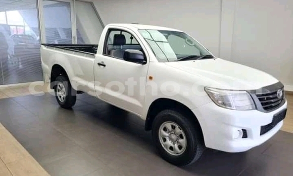 Acheter Occasion Voiture Toyota Hilux Blanc à Maseru, Maseru Acheter Occasion Voiture Toyota Hilux Blanc à Maseru, Maseru