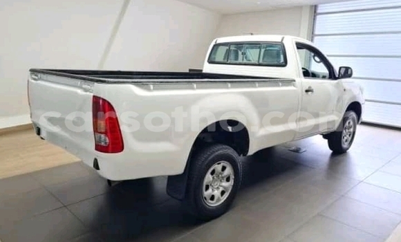 Acheter Occasion Voiture Toyota Hilux Blanc à Maseru, Maseru Acheter Occasion Voiture Toyota Hilux Blanc à Maseru, Maseru