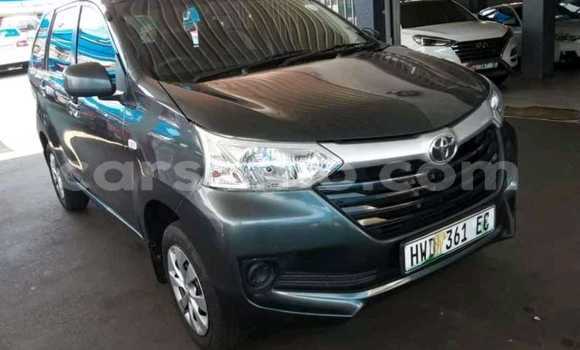 Acheter Occasion Voiture Toyota Avanza Gris à Maputsoe, Leribe Acheter Occasion Voiture Toyota Avanza Gris à Maputsoe, Leribe