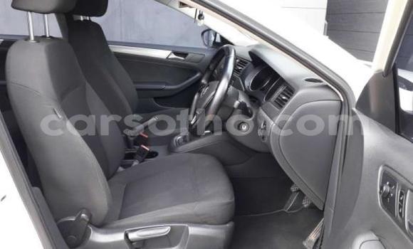 Buy Used Volkswagen Jetta White Car in Maseru in Maseru Buy Used Volkswagen Jetta White Car in Maseru in Maseru