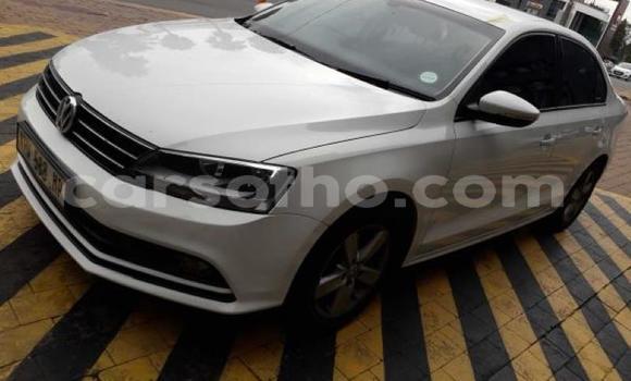Buy Used Volkswagen Jetta White Car in Maseru in Maseru Buy Used Volkswagen Jetta White Car in Maseru in Maseru