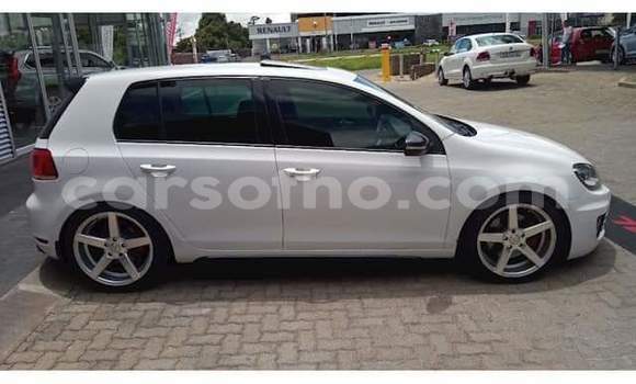 اشتري مستعمل Volkswagen Golf GTI White سيارة في Maseru في Maseru اشتري مستعمل Volkswagen Golf GTI White سيارة في Maseru في Maseru