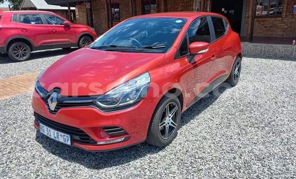 Sayi Na hannu Renault Clio Red Mota in Butha Buthe a Butha-Buthe Sayi Na hannu Renault Clio Red Mota in Butha Buthe a Butha-Buthe