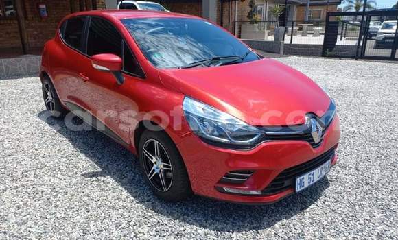 Sayi Na hannu Renault Clio Red Mota in Butha Buthe a Butha-Buthe Sayi Na hannu Renault Clio Red Mota in Butha Buthe a Butha-Buthe