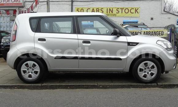 Sayi Na hannu Kia Soul Silver Mota in Teyateyaneng a Berea Sayi Na hannu Kia Soul Silver Mota in Teyateyaneng a Berea