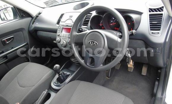 Sayi Na hannu Kia Soul Silver Mota in Teyateyaneng a Berea Sayi Na hannu Kia Soul Silver Mota in Teyateyaneng a Berea