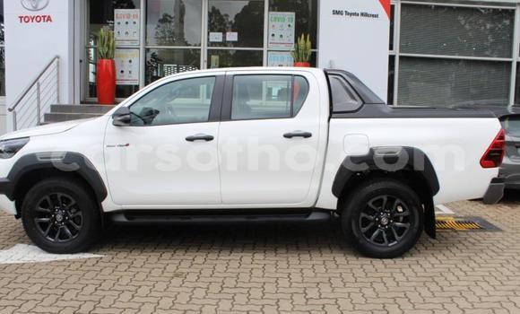 Buy Used Toyota Hilux White Car in Maseru in Maseru Buy Used Toyota Hilux White Car in Maseru in Maseru