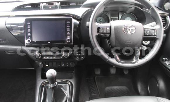 Buy Used Toyota Hilux White Car in Maseru in Maseru Buy Used Toyota Hilux White Car in Maseru in Maseru