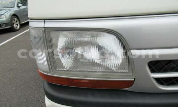 Sayi Na hannu Toyota Hiace White Mota in Butha–Buthe a Thaba-Tseka Sayi Na hannu Toyota Hiace White Mota in Butha–Buthe a Thaba-Tseka