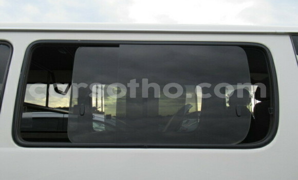 Sayi Na hannu Toyota Hiace White Mota in Butha–Buthe a Thaba-Tseka Sayi Na hannu Toyota Hiace White Mota in Butha–Buthe a Thaba-Tseka