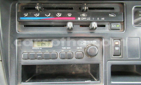 Sayi Na hannu Toyota Hiace White Mota in Butha–Buthe a Thaba-Tseka Sayi Na hannu Toyota Hiace White Mota in Butha–Buthe a Thaba-Tseka