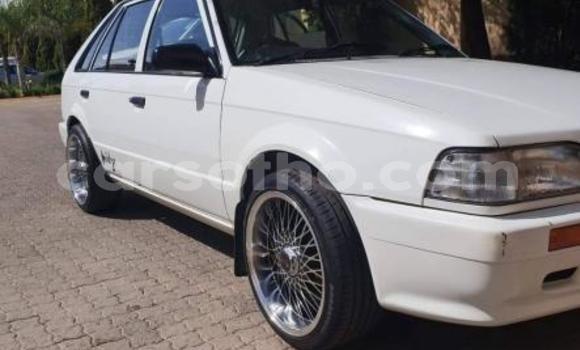 Acheter Occasion Voiture Mazda 323 Blanc à Maseru, Maseru Acheter Occasion Voiture Mazda 323 Blanc à Maseru, Maseru