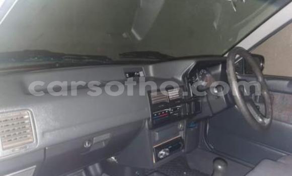Acheter Occasion Voiture Mazda 323 Blanc à Maseru, Maseru Acheter Occasion Voiture Mazda 323 Blanc à Maseru, Maseru