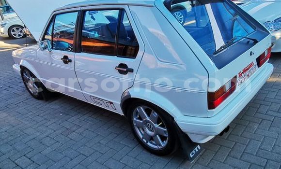 اشتري مستعمل Volkswagen Golf White سيارة في Maseru في Maseru اشتري مستعمل Volkswagen Golf White سيارة في Maseru في Maseru