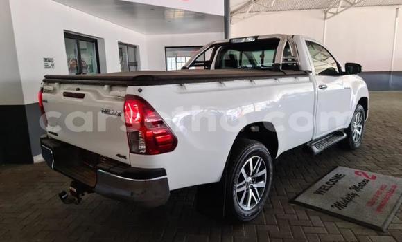 Acheter Occasion Voiture Toyota Hilux Blanc à Maseru, Maseru Acheter Occasion Voiture Toyota Hilux Blanc à Maseru, Maseru