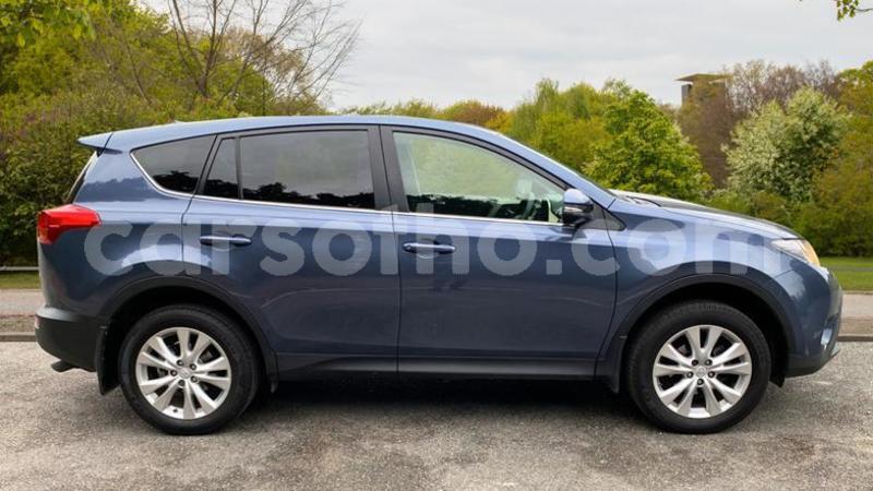 Big with watermark 2013 toyota rav4 4