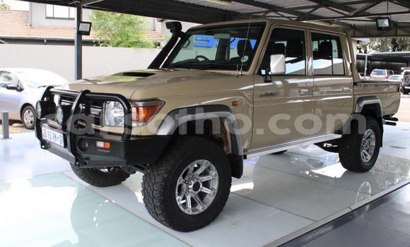 Acheter Occasion Voiture Toyota Land Cruiser Beige à Maseru, Maseru Acheter Occasion Voiture Toyota Land Cruiser Beige à Maseru, Maseru