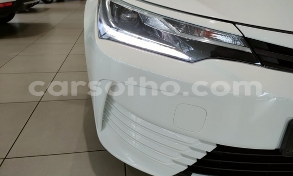 Acheter Occasion Voiture Toyota Corolla Blanc à Mafeteng, Mafeteng Acheter Occasion Voiture Toyota Corolla Blanc à Mafeteng, Mafeteng