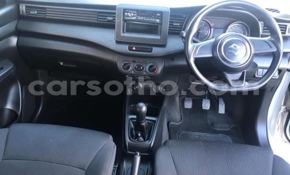 Acheter Occasion Voiture Suzuki Ertiga Gris à Thaba–Tseka, Mafeteng Acheter Occasion Voiture Suzuki Ertiga Gris à Thaba–Tseka, Mafeteng