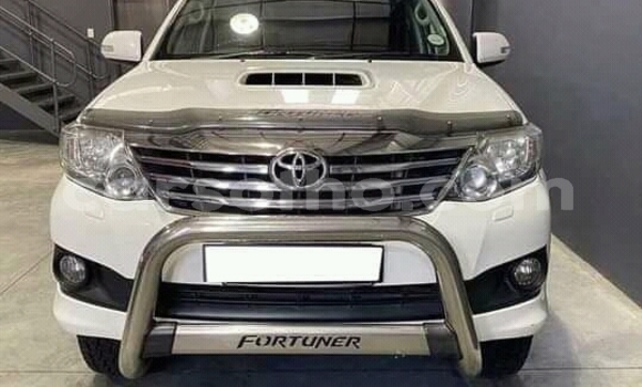 اشتري مستعمل Toyota Fortuner White سيارة في Maseru في Maseru اشتري مستعمل Toyota Fortuner White سيارة في Maseru في Maseru