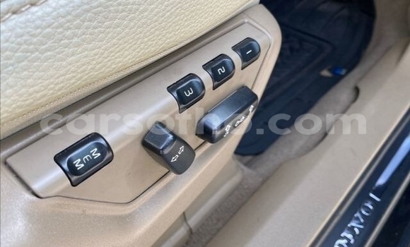 Acheter Occasion Voiture Volvo XC90 Noir à Maputsoe, Leribe Acheter Occasion Voiture Volvo XC90 Noir à Maputsoe, Leribe