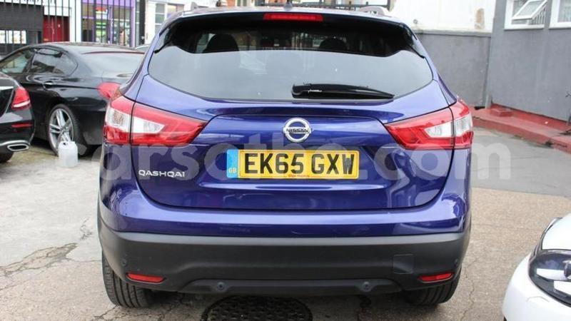 Big with watermark 2015nissanqashqai 2