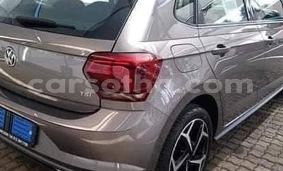 Acheter Occasion Voiture Volkswagen Polo Gris à Maseru, Maseru Acheter Occasion Voiture Volkswagen Polo Gris à Maseru, Maseru