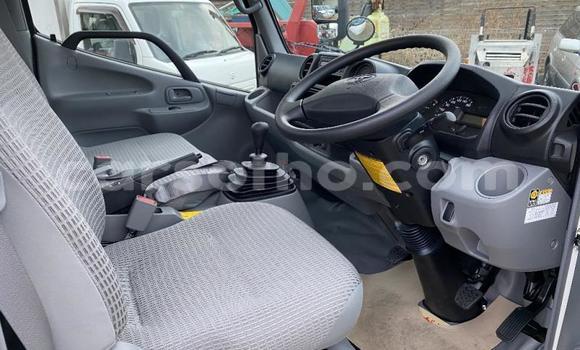 Acheter Occasion Utilitaire Toyota Dyna Blanc à Maseru, Maseru Acheter Occasion Utilitaire Toyota Dyna Blanc à Maseru, Maseru