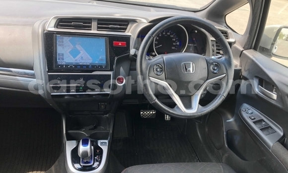 اشتري مستعمل Toyota Dyna White شاحنة في Maseru في Maseru اشتري مستعمل Toyota Dyna White شاحنة في Maseru في Maseru