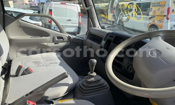 اشتري مستعمل Toyota Dyna White شاحنة في Maseru في Maseru اشتري مستعمل Toyota Dyna White شاحنة في Maseru في Maseru
