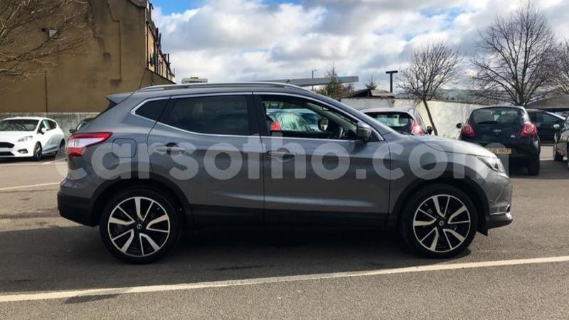 Big with watermark 2015nissanqashqai. 4