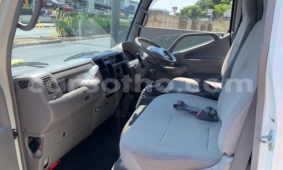 اشتري مستعمل Toyota Dyna White شاحنة في Maseru في Maseru اشتري مستعمل Toyota Dyna White شاحنة في Maseru في Maseru