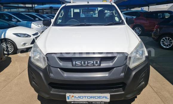 Acheter Occasion Voiture Isuzu KB Blanc à Maseru, Maseru Acheter Occasion Voiture Isuzu KB Blanc à Maseru, Maseru