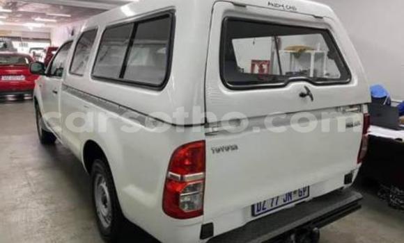 اشتري مستعمل Toyota Hilux White سيارة في Maseru في Maseru اشتري مستعمل Toyota Hilux White سيارة في Maseru في Maseru