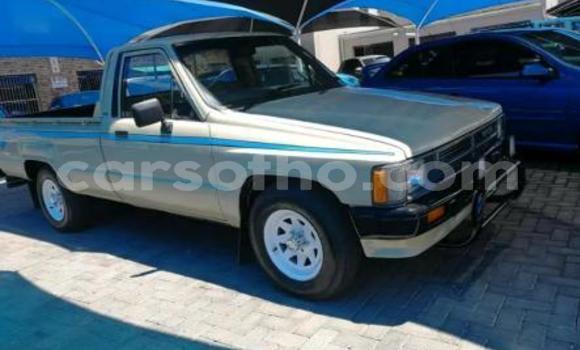 Acheter Occasion Voiture Toyota Hilux Blanc à Maseru, Maseru Acheter Occasion Voiture Toyota Hilux Blanc à Maseru, Maseru