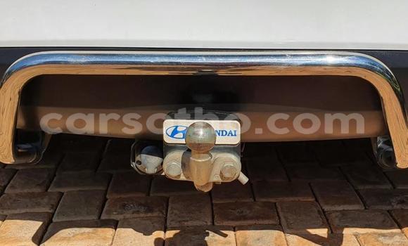 Sayi Na hannu Hyundai ix35 White Mota in Maseru a Maseru Sayi Na hannu Hyundai ix35 White Mota in Maseru a Maseru