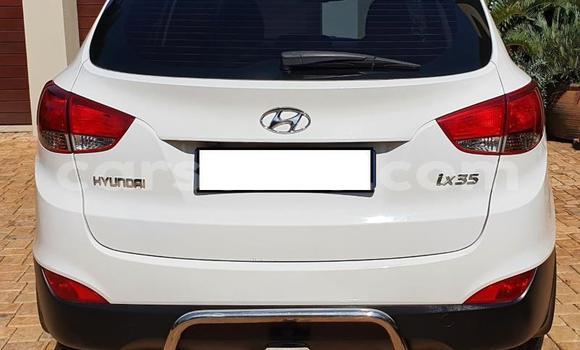 Sayi Na hannu Hyundai ix35 White Mota in Maseru a Maseru Sayi Na hannu Hyundai ix35 White Mota in Maseru a Maseru