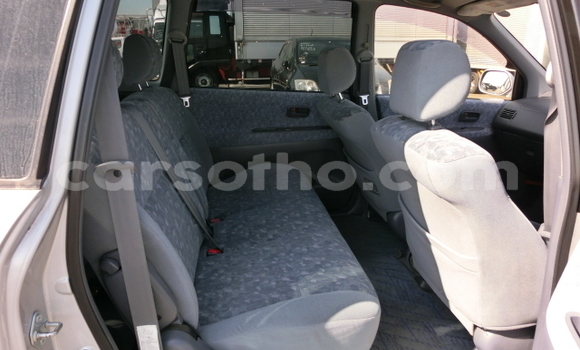 اشتري مستعمل Toyota Ipsum Silver سيارة في Maseru في Maseru اشتري مستعمل Toyota Ipsum Silver سيارة في Maseru في Maseru