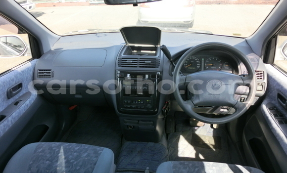 اشتري مستعمل Toyota Ipsum Silver سيارة في Maseru في Maseru اشتري مستعمل Toyota Ipsum Silver سيارة في Maseru في Maseru