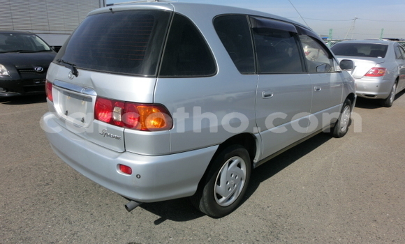 اشتري مستعمل Toyota Ipsum Silver سيارة في Maseru في Maseru اشتري مستعمل Toyota Ipsum Silver سيارة في Maseru في Maseru