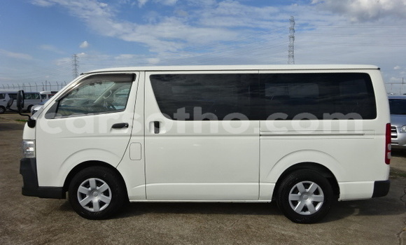 اشتري مستعمل Toyota Hiace White سيارة في Maseru في Maseru اشتري مستعمل Toyota Hiace White سيارة في Maseru في Maseru
