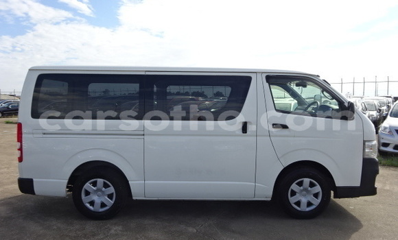 اشتري مستعمل Toyota Hiace White سيارة في Maseru في Maseru اشتري مستعمل Toyota Hiace White سيارة في Maseru في Maseru