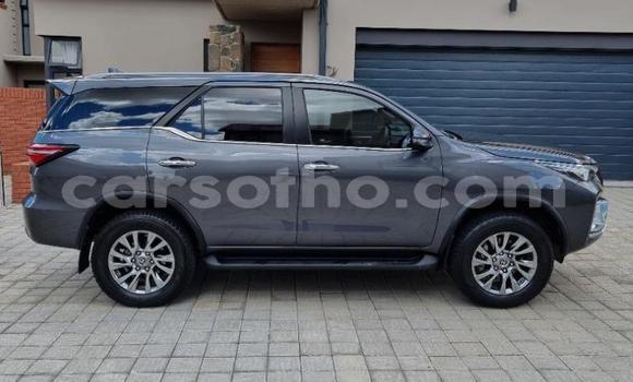 Buy Used Toyota Fortuner Silver Car in Maseru in Maseru Buy Used Toyota Fortuner Silver Car in Maseru in Maseru