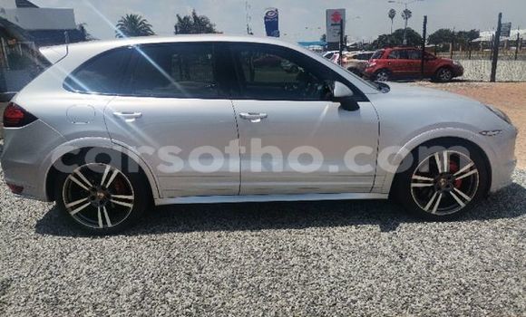 Buy Used Porsche Cayenne Silver Car in Maseru in Maseru Buy Used Porsche Cayenne Silver Car in Maseru in Maseru