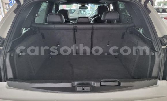 Acheter Occasion Voiture BMW X5 M Blanc à Maseru, Maseru Acheter Occasion Voiture BMW X5 M Blanc à Maseru, Maseru