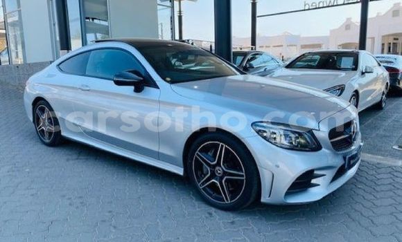 Sayi Na hannu Mercedes-Benz 300–Series Silver Mota in Maseru a Maseru Sayi Na hannu Mercedes-Benz 300–Series Silver Mota in Maseru a Maseru