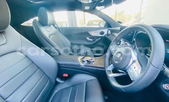 Sayi Na hannu Mercedes-Benz 300–Series Silver Mota in Maseru a Maseru Sayi Na hannu Mercedes-Benz 300–Series Silver Mota in Maseru a Maseru