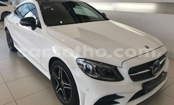 اشتري مستعمل Mercedes-Benz 300–Series White سيارة في Maseru في Maseru اشتري مستعمل Mercedes-Benz 300–Series White سيارة في Maseru في Maseru